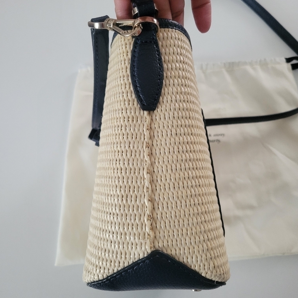 Kate spade Eva  Straw Small Bucket bag. - Picture 8 of 11